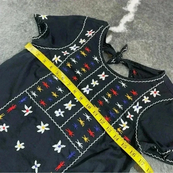 Madewell Embroidered Tie Back Cut Out Top - Picture 12 of 12